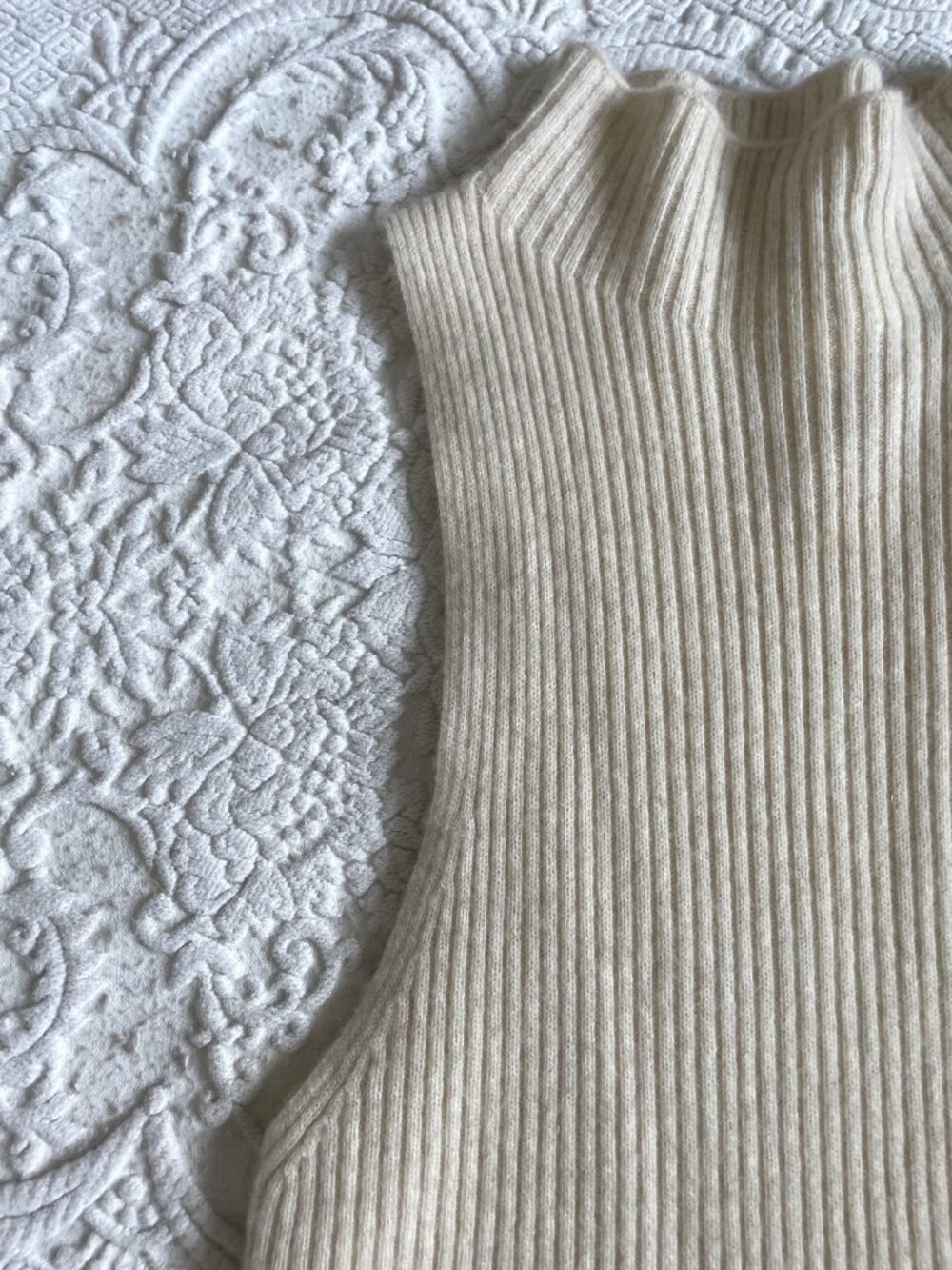 Maeve Anthropologie Cashmere Ribbed Sleeveless Turtleneck Sweater Top Small - Picture 7 of 15